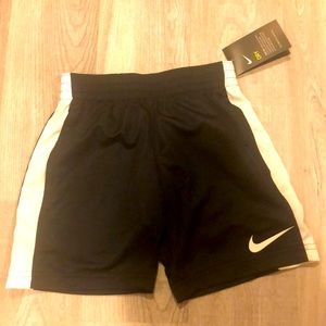 BNWT Nike dry fit girls small shorts